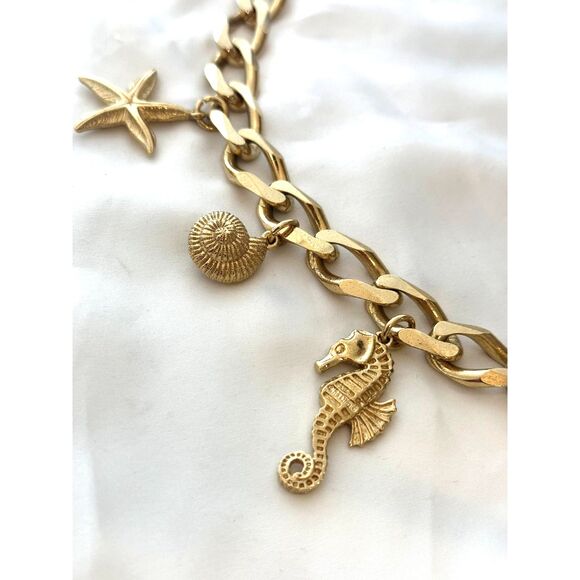 CHRISTIAN DIOR Necklace Seashell Shell Starfish Seahorse Chunky Gold Tone - Picture 13 of 15